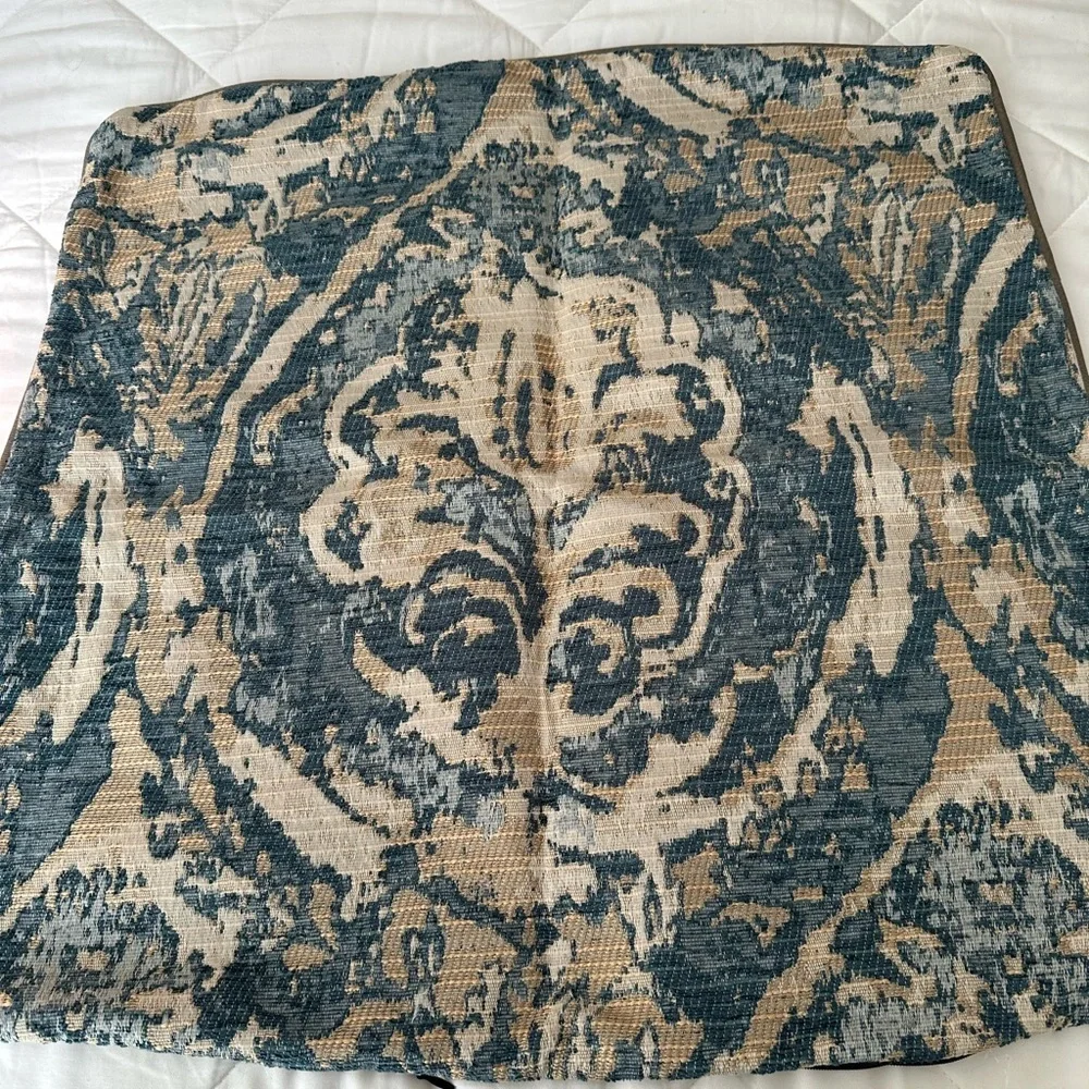 Pillow Covers Set of 2 Raymore and Flanagan Furniture